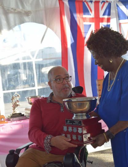 Rachid Merzouk receiving the Rookie of the Year award, at mobility Cup regatta 2023